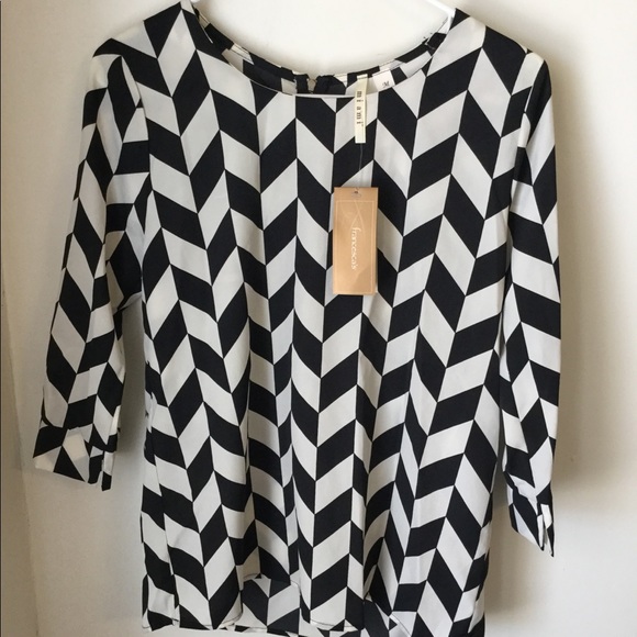 H.PICK🎉 Francesca’s Miami Blouse Made in USA🇺🇸 - Picture 6 of 7